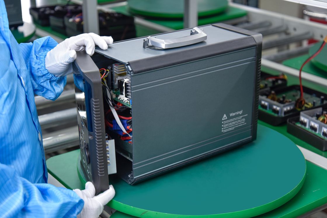 1000wキャンプ装置の供給のための携帯用動力火車の太陽発電機のリチウム バックアップ電池